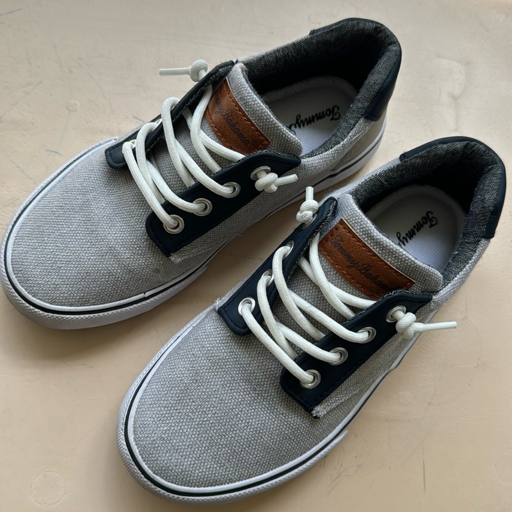 Tommy Bahama boy’s slip-on shoes